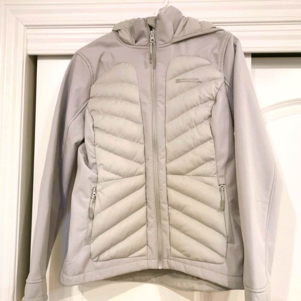 SOLD - US 8 - Mountain Warehouse Spring Jacket